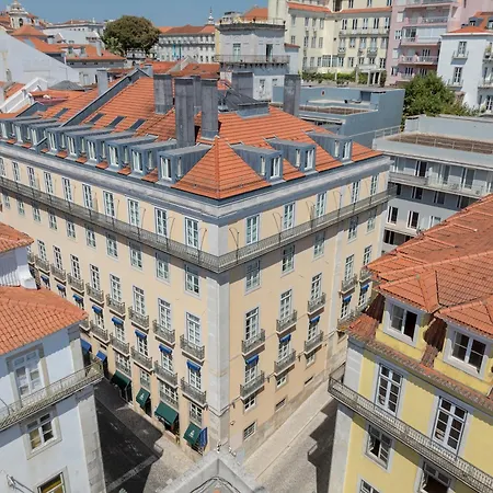 Martinhal Chiado Family